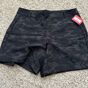 Spanx NEW black camo sunshine 6 inch shorts